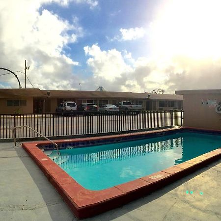 Coral Roc Motel Florida City Buitenkant foto